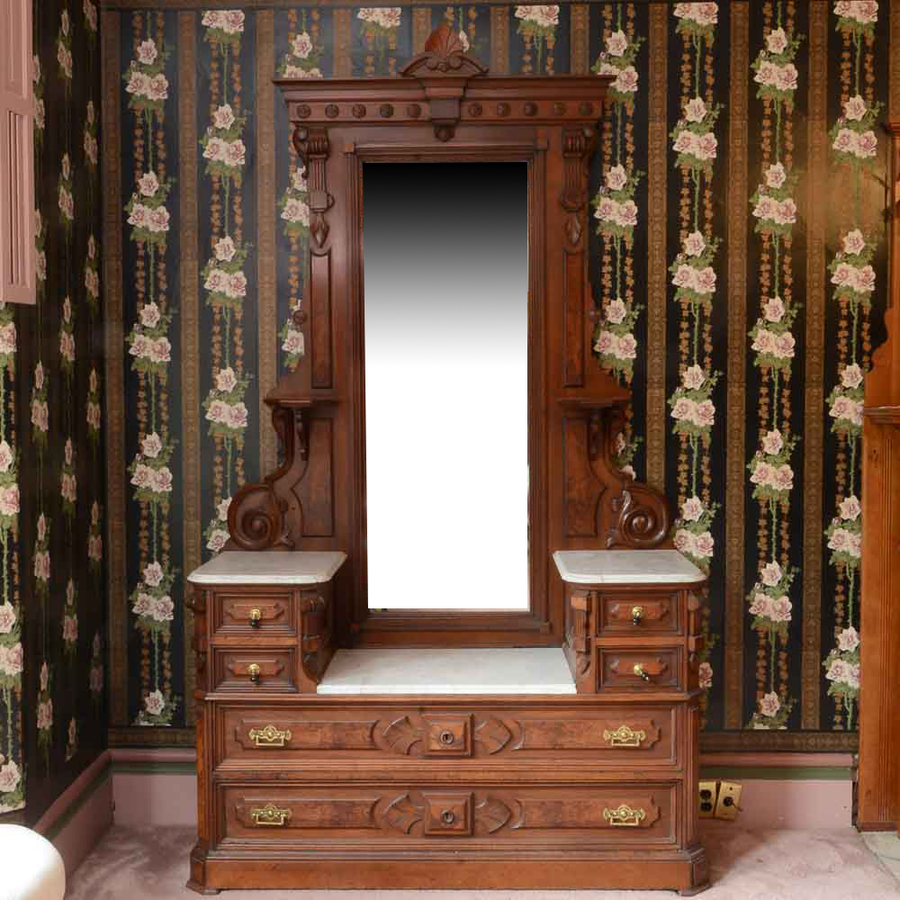 Eastlake Drop Well Dresser