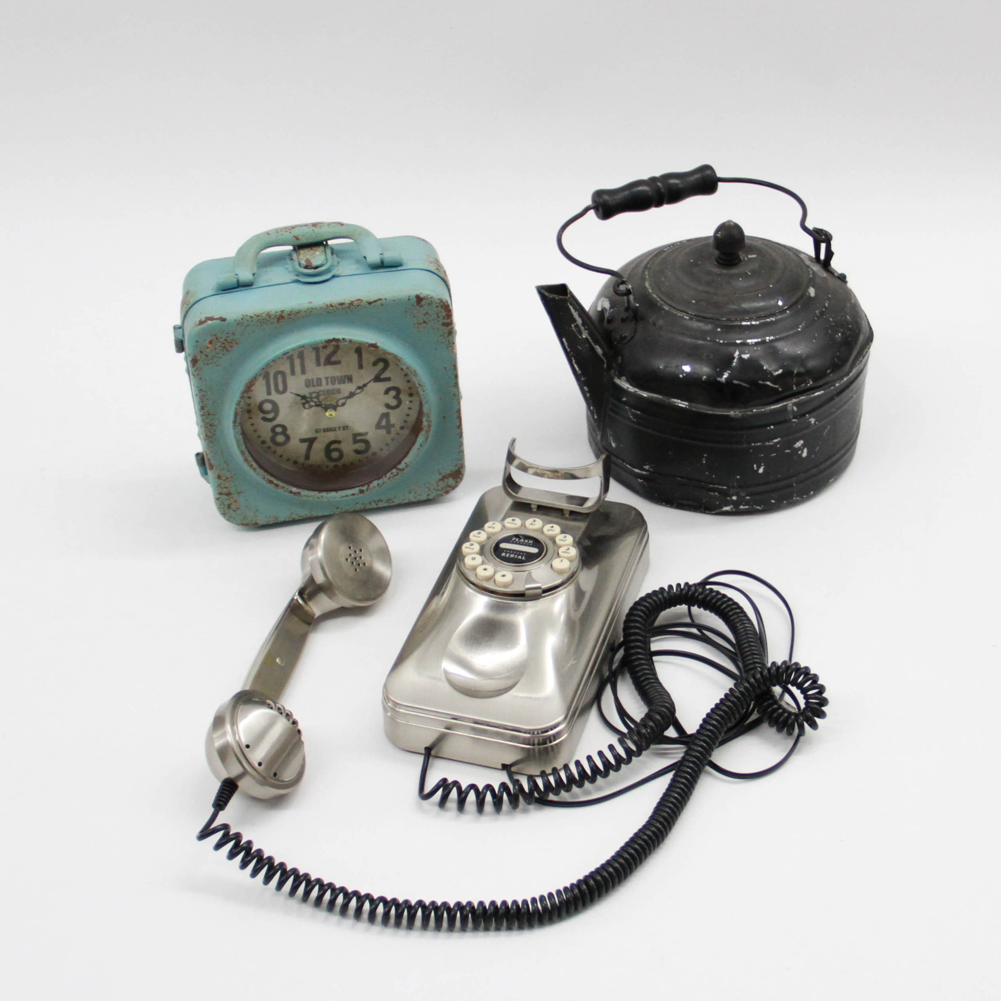 Vintage Themed Decor Items