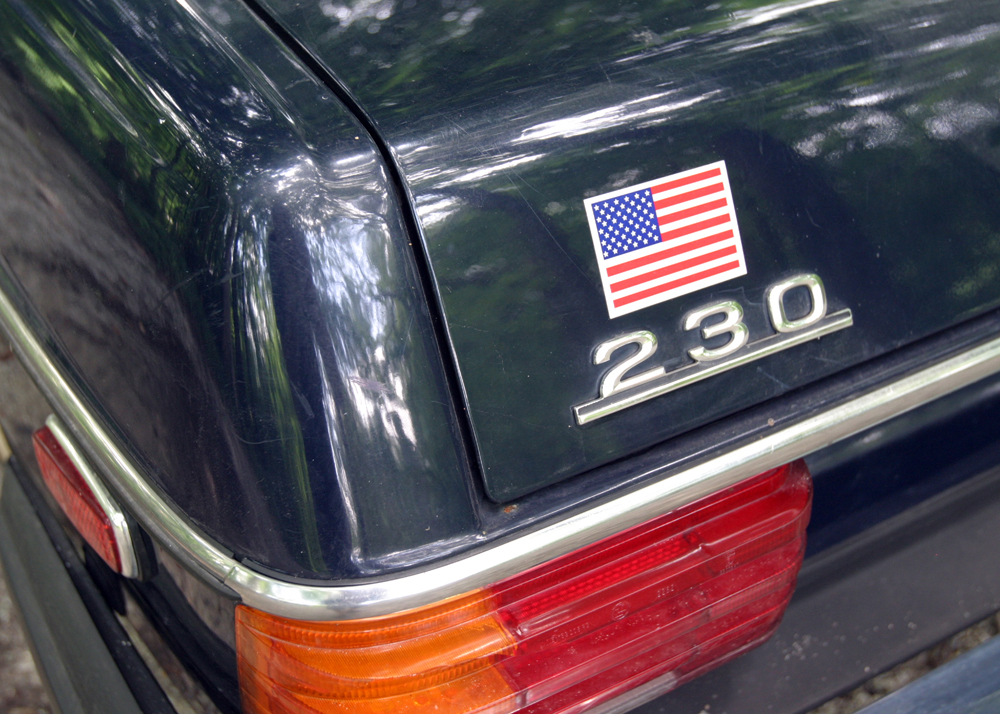 1976 Mercedes-Benz 230.4