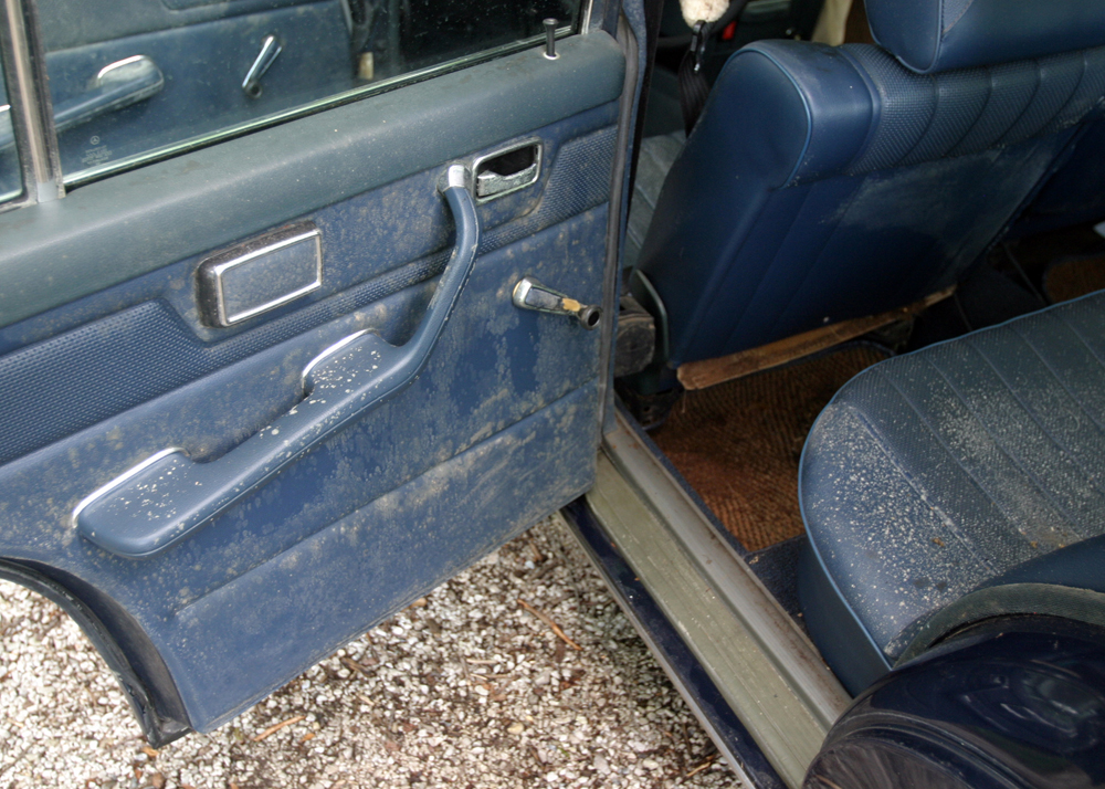 1976 Mercedes-Benz 230.4