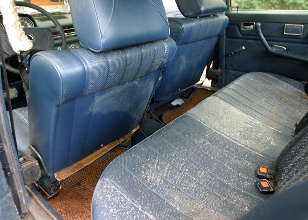 1976 Mercedes-Benz 230.4