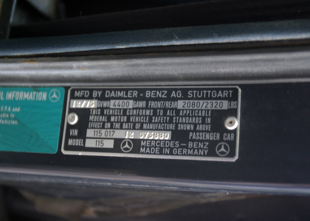 1976 Mercedes-Benz 230.4