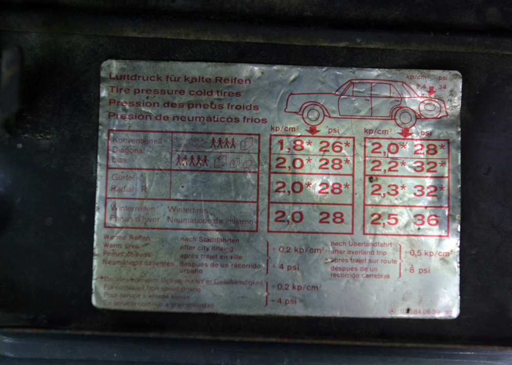 1976 Mercedes-Benz 230.4