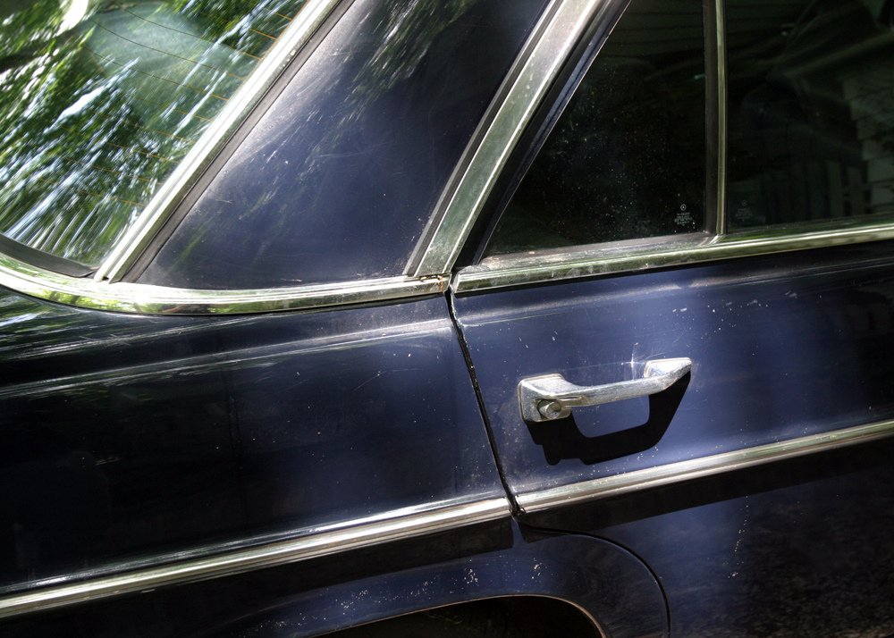 1976 Mercedes-Benz 230.4