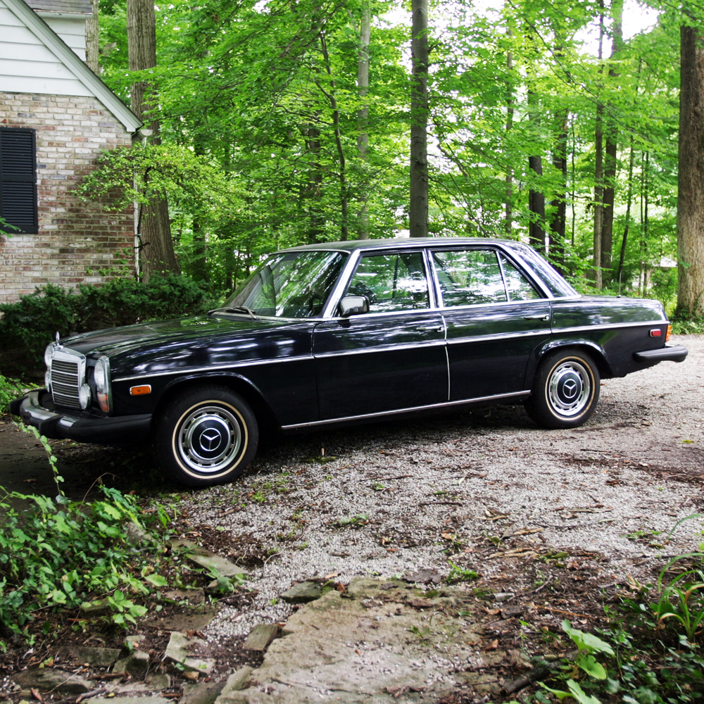 1976 Mercedes-Benz 230.4