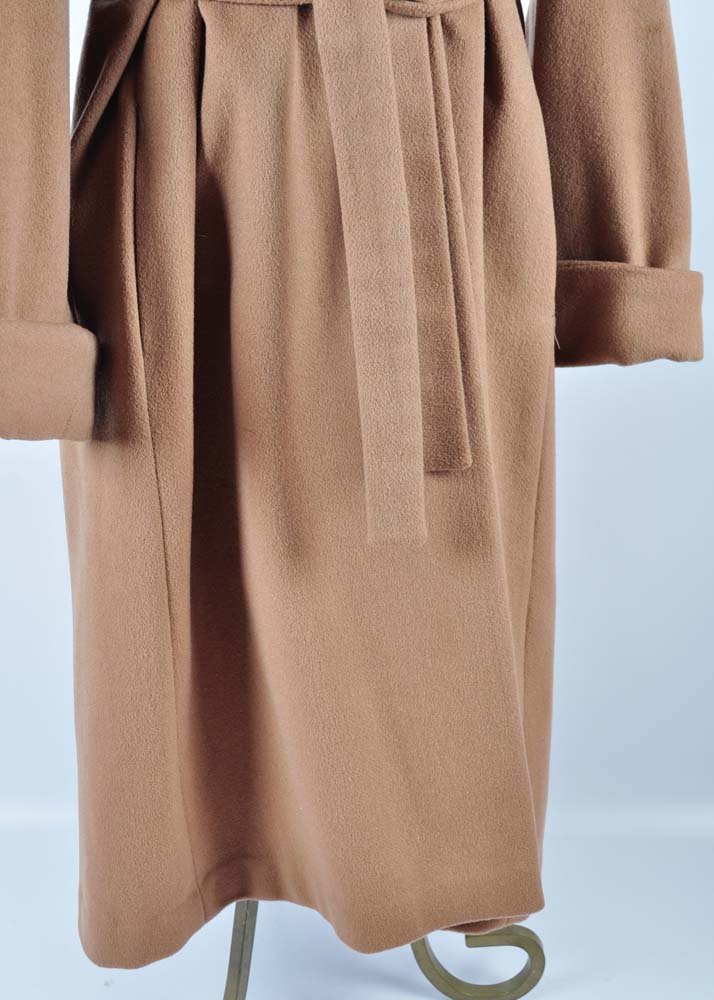 Women's Tan Overcoat with Fur Collar