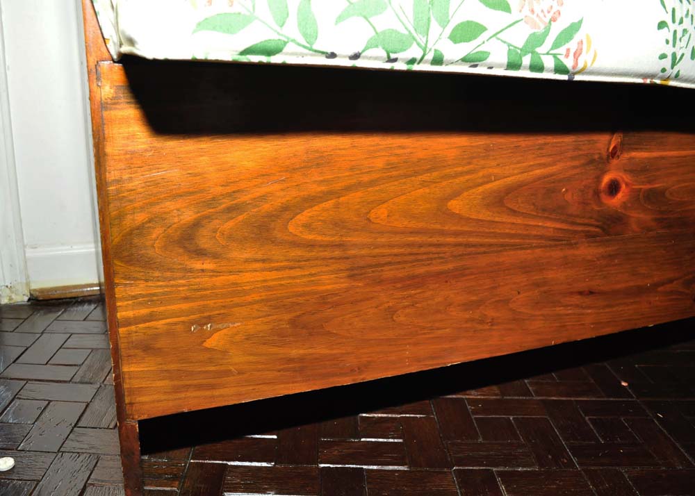 Primitive Style Bench