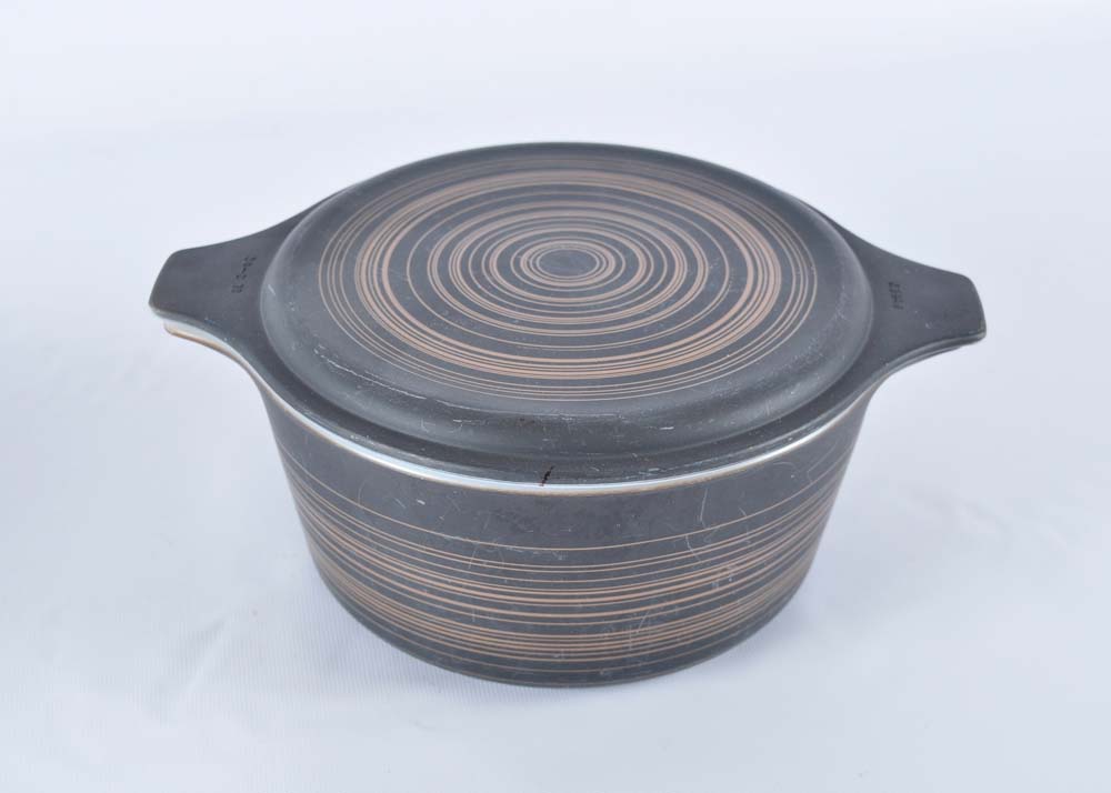 Pyrex "Terra" Covered Casserole Dishes