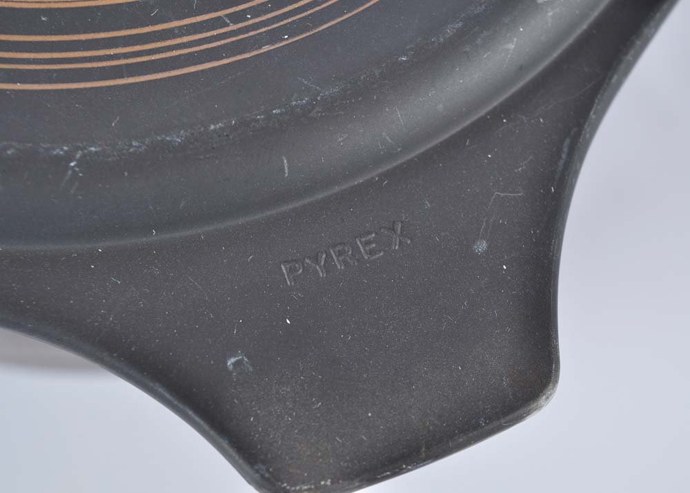 Pyrex "Terra" Covered Casserole Dishes