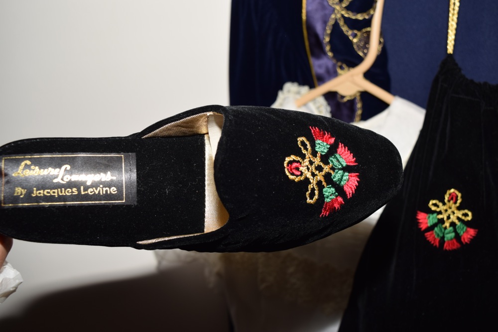 Women's and Girls' Vintage Clothing