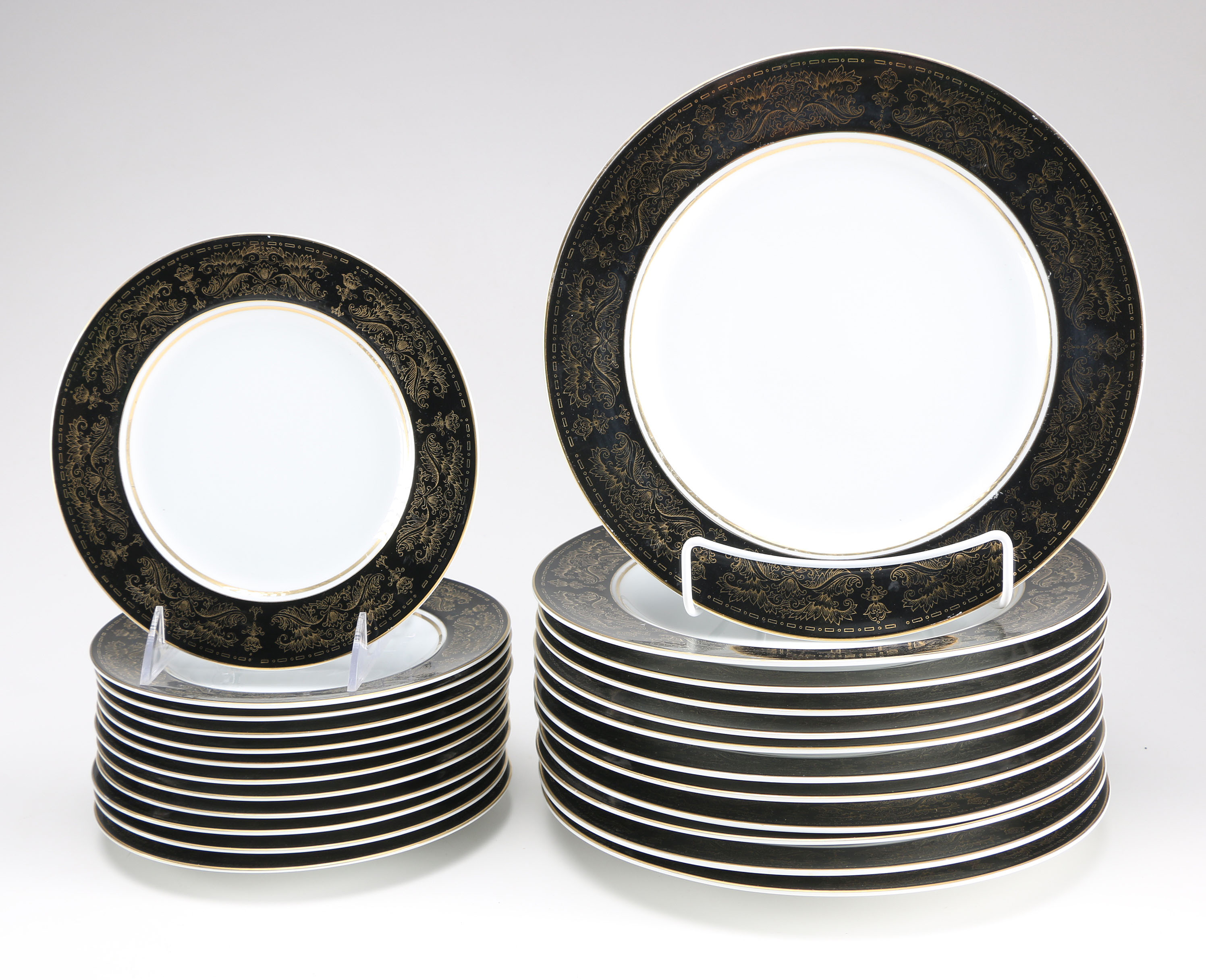 Yamaka "Hardwick" Fine China Set