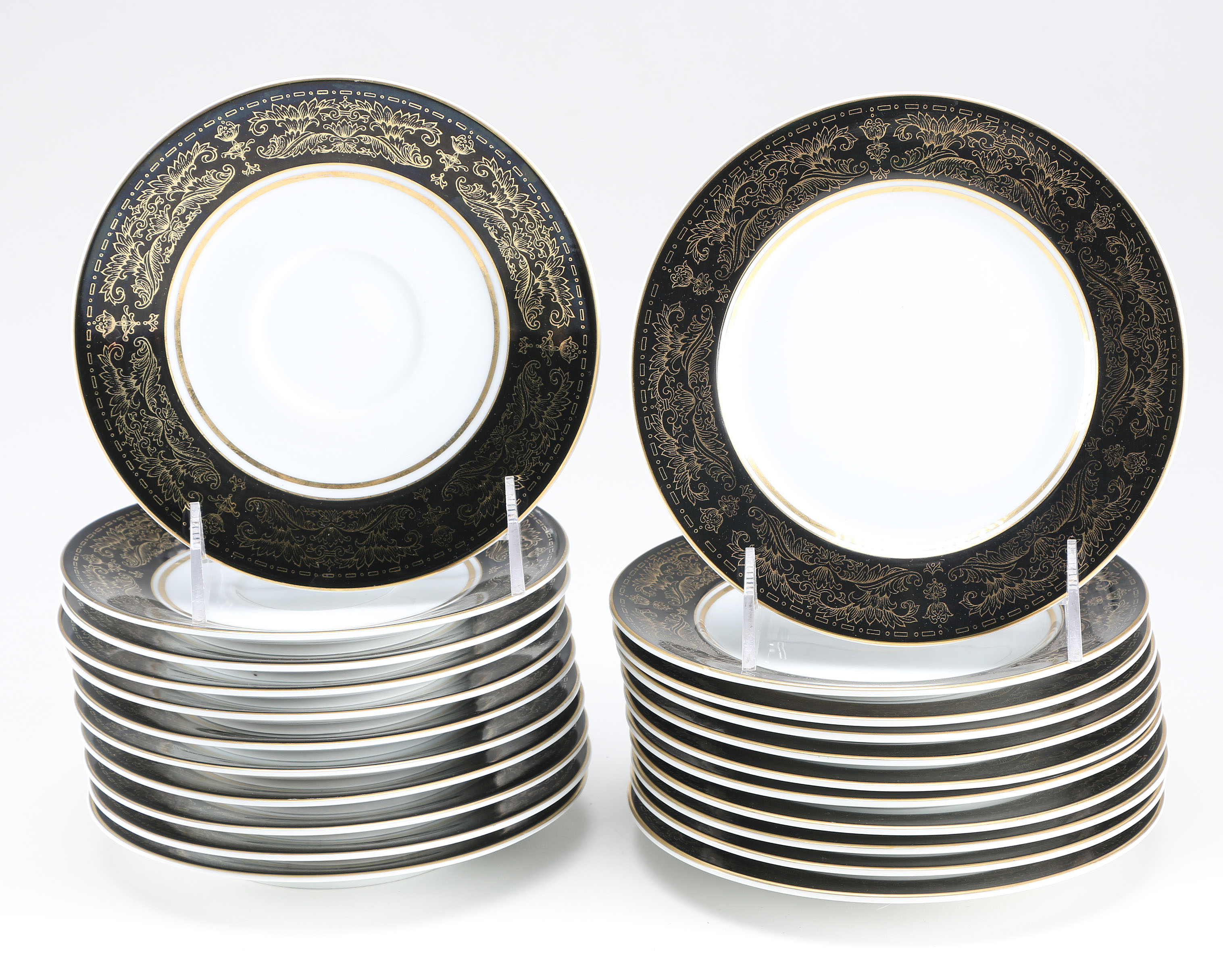 Yamaka "Hardwick" Fine China Set