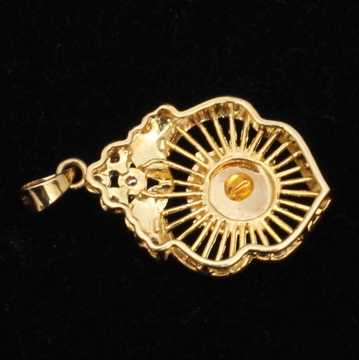 18K Yellow Gold, Jade, and Diamond Pendant