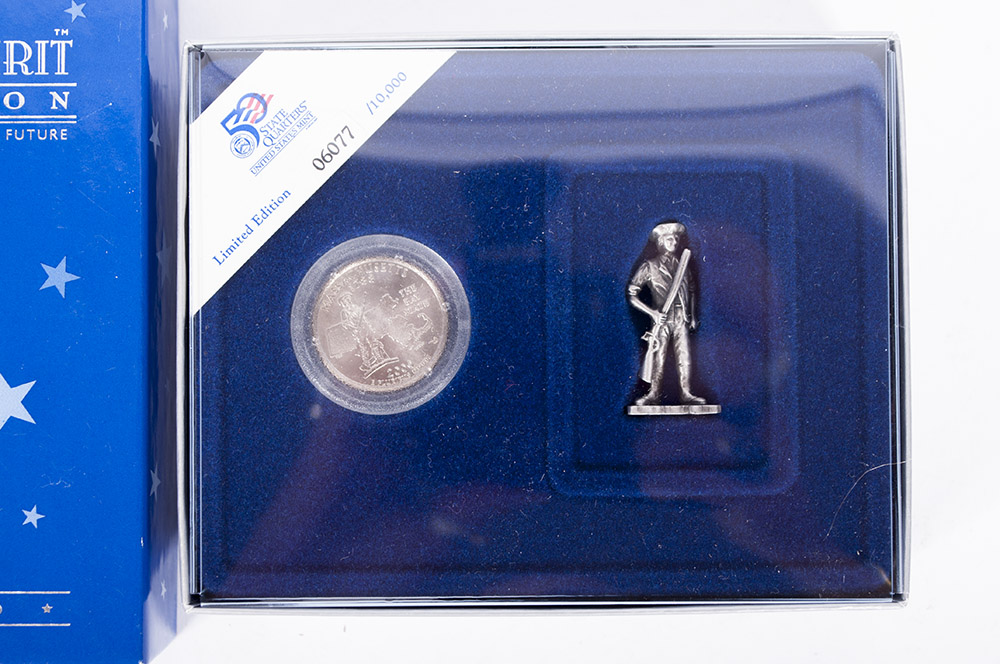 Hallmark Limited Edition "50 State Quarters" Massachusetts Coin and Figurine Set