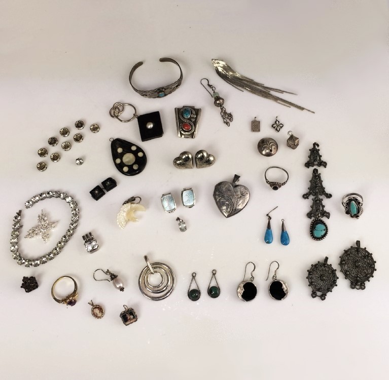 Antique and Vintage Silver and Mixed Metal Jewelry