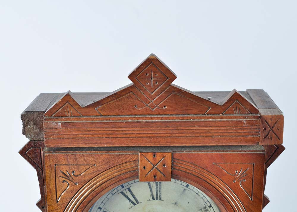 1885 William L. Gilbert Clock Co. Crius Mantel Clock