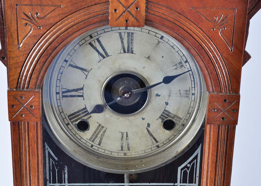 1885 William L. Gilbert Clock Co. Crius Mantel Clock