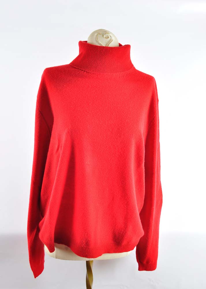Large Asssortment of Womens Cashmere Sweaters