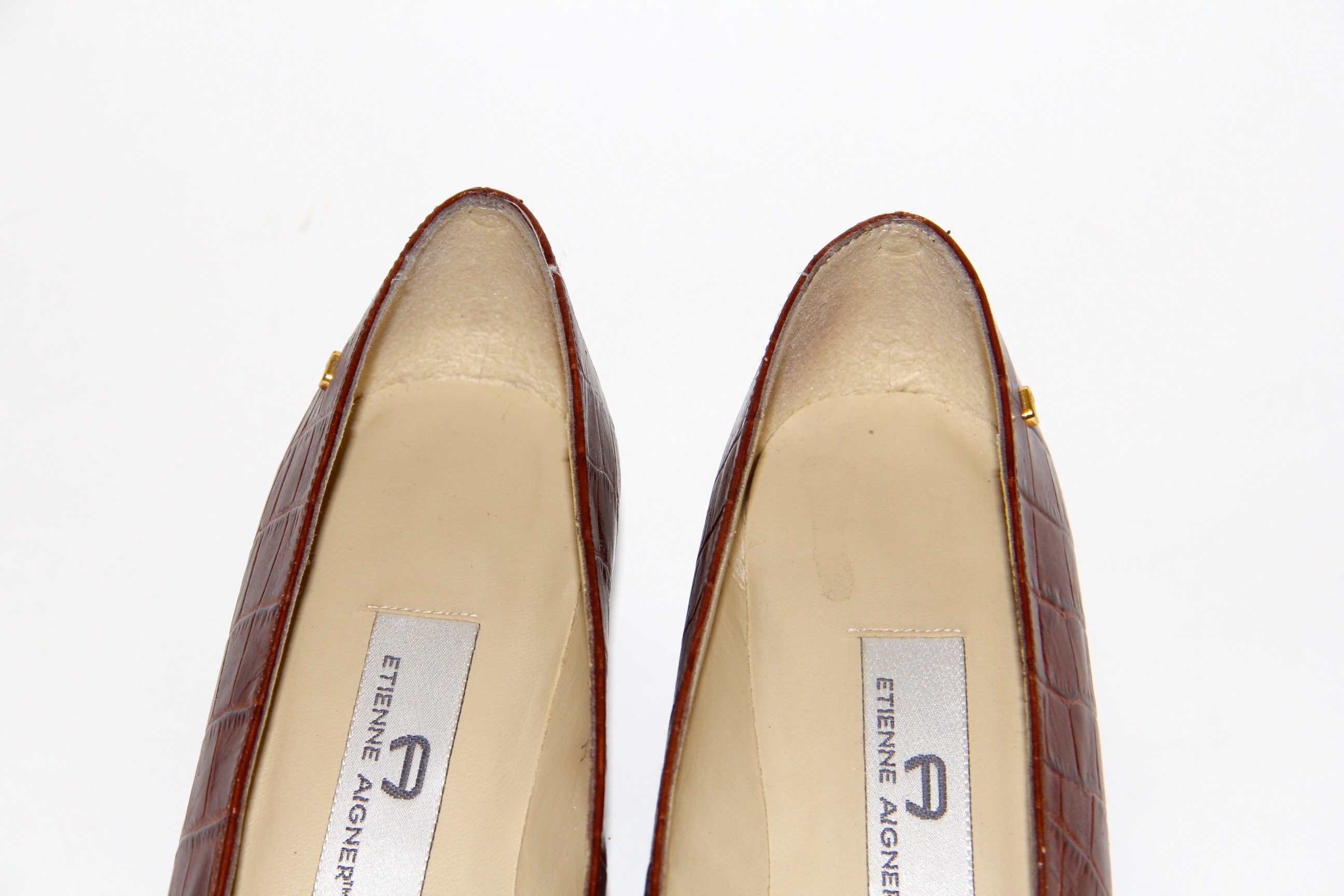 Vintage Etienne Aigner Pumps