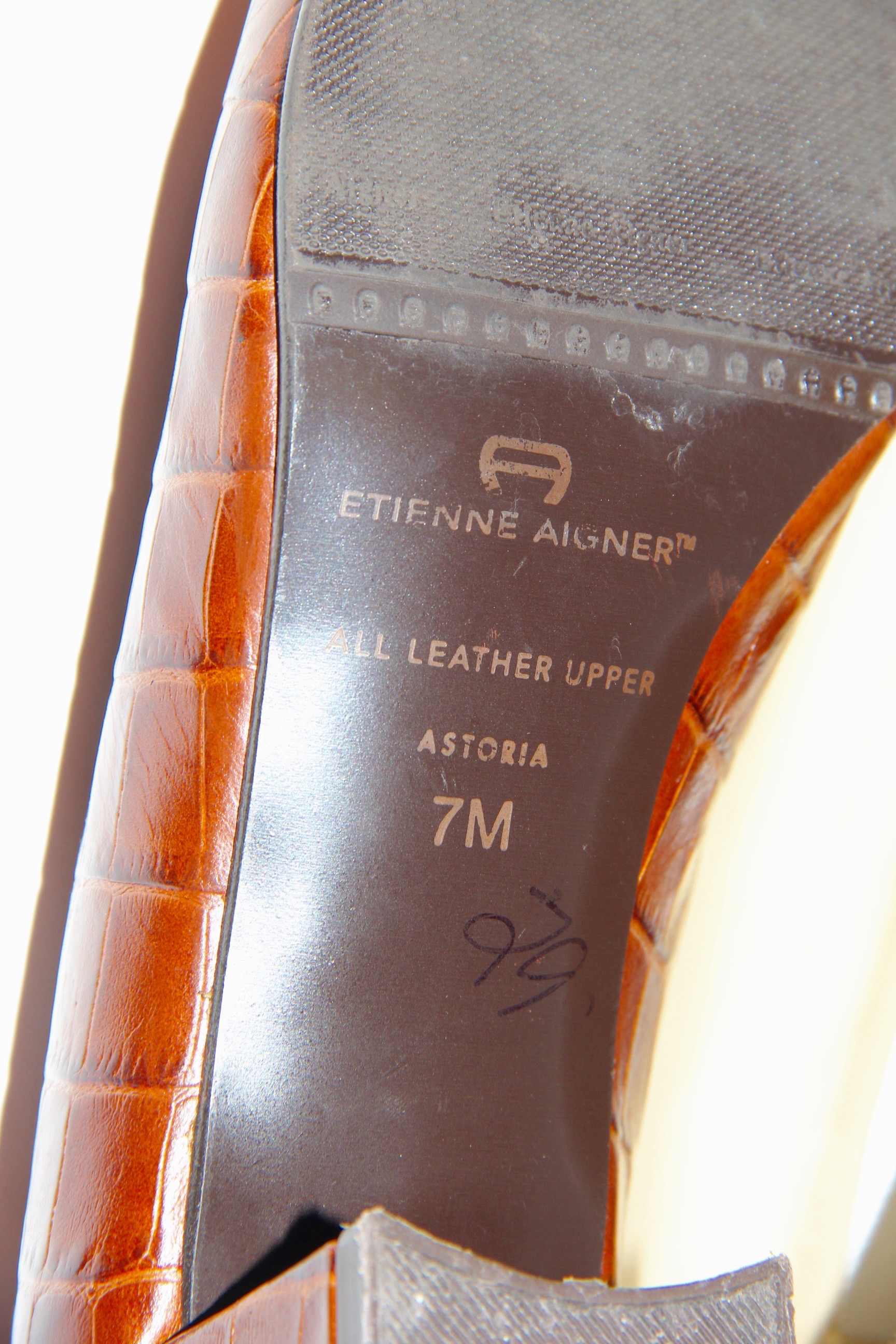 Vintage Etienne Aigner Pumps