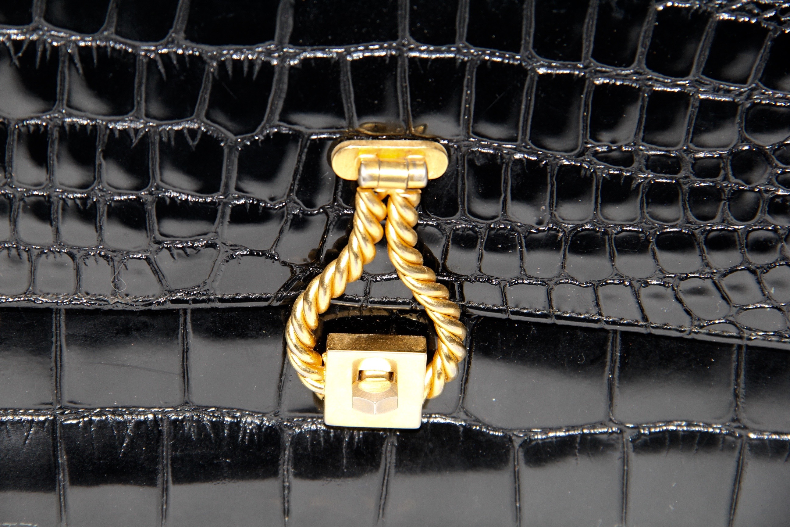 Vintage 1940s Lewis Embossed Patent Leather Handbag