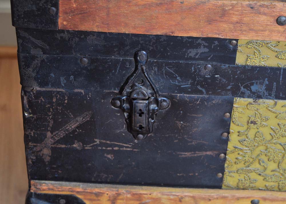 Vintage Steamer Trunk