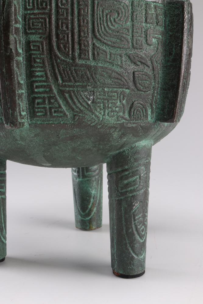 Ice Bucket in the Shape of an Archaic Chinese Bronze