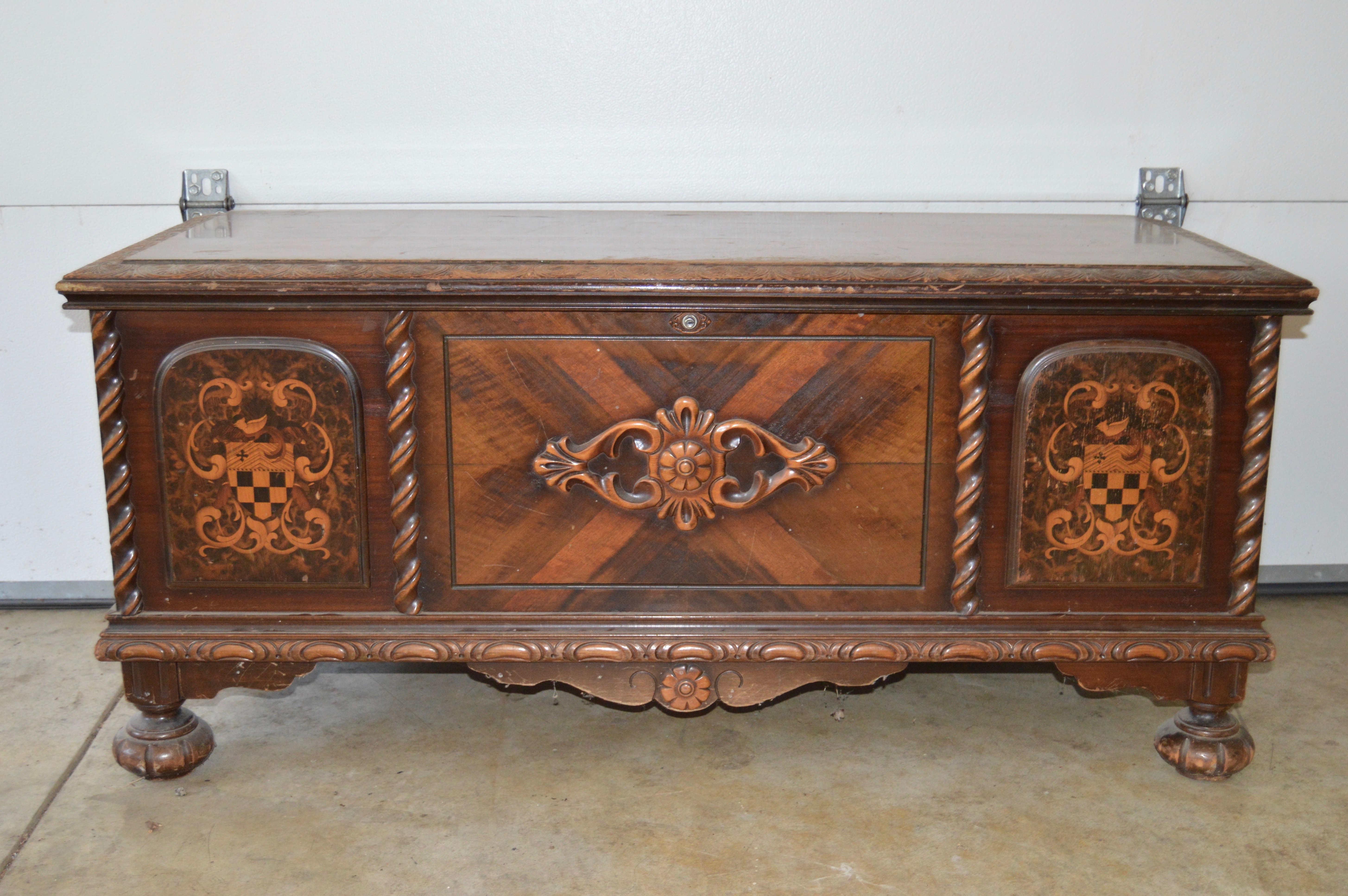 Lane Cedar Chest