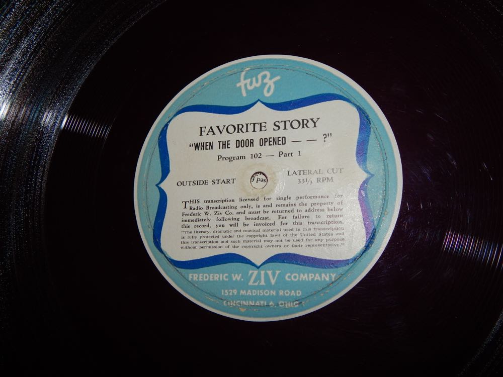 Vintage Newcomb Record Player