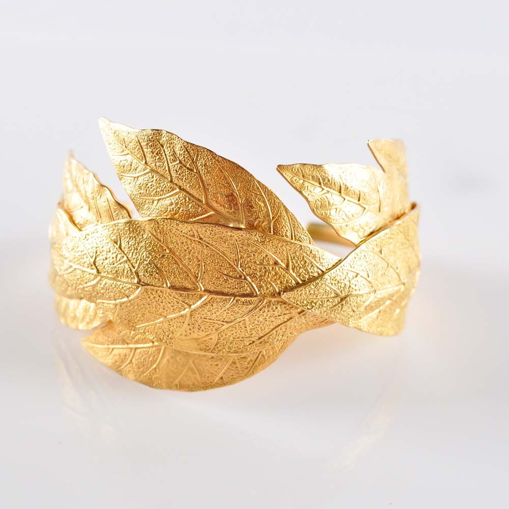 Gold Tone Laurel Leaf Jewelry
