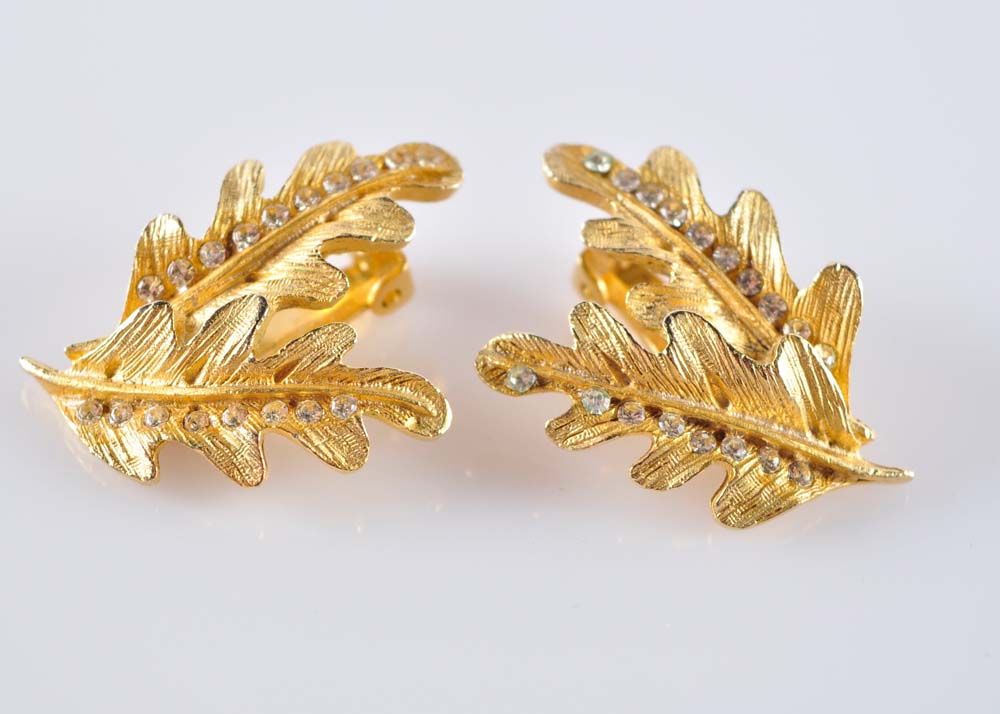 Gold Tone Laurel Leaf Jewelry