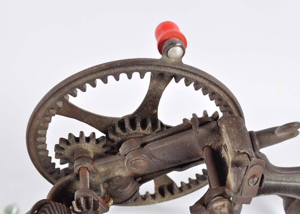 Antique Apple Peeler
