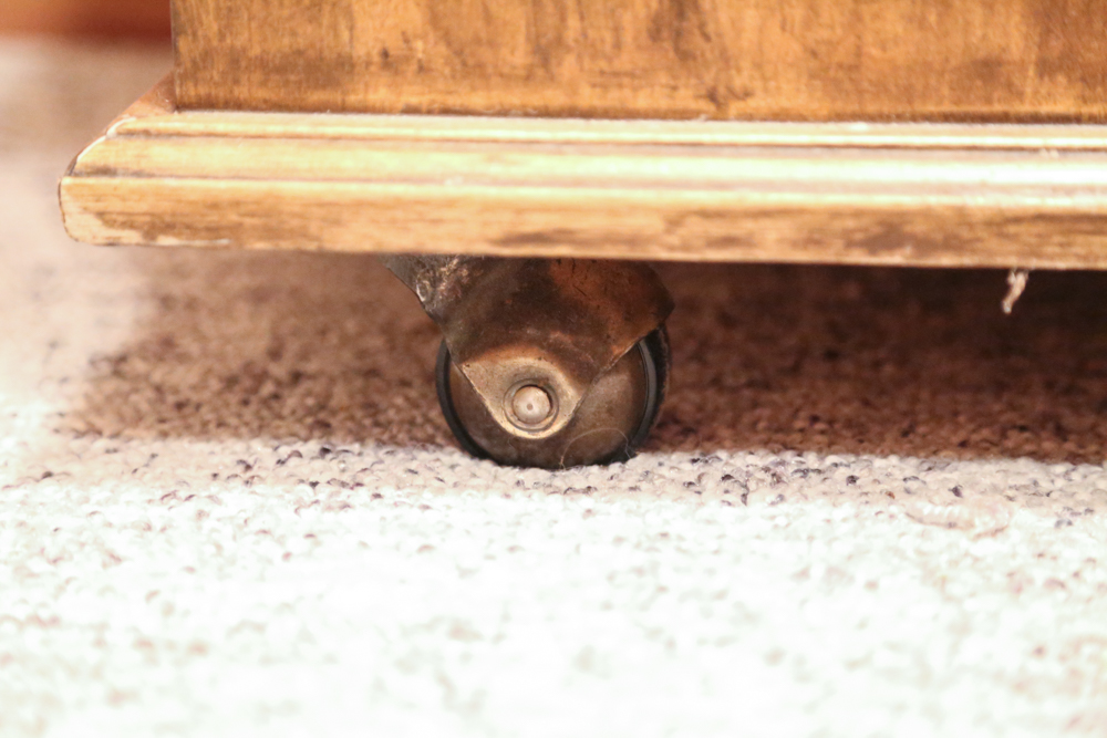 Lane Cedar Chest with Padded Lid