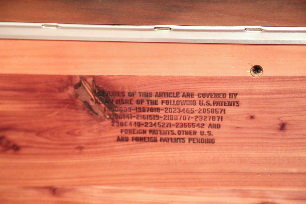 Lane Cedar Chest with Padded Lid