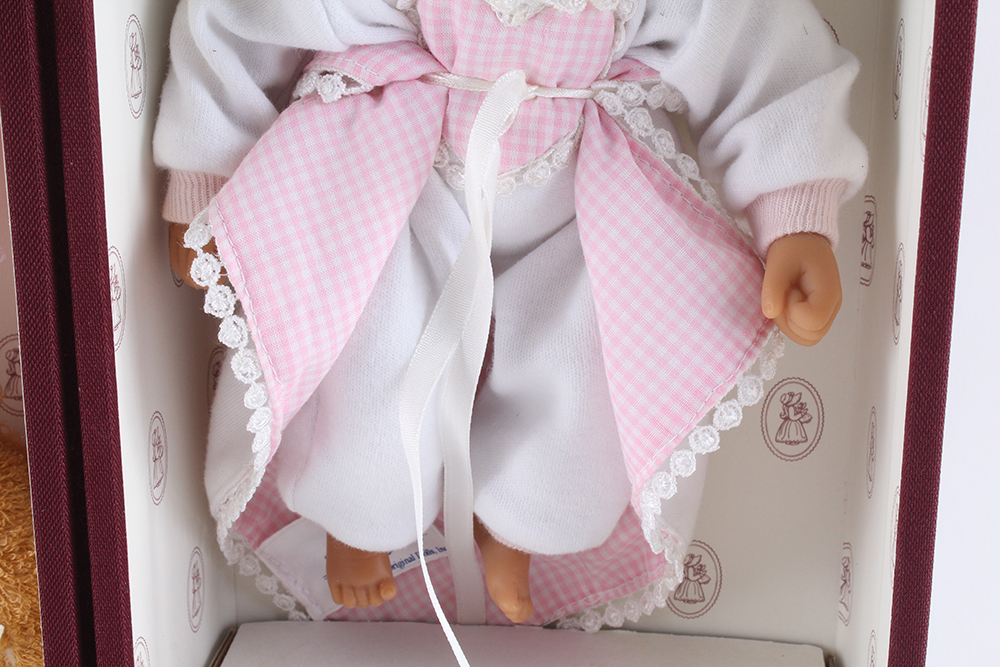 2002 Lee Middleton "Baby & Me" Doll and Travel Case