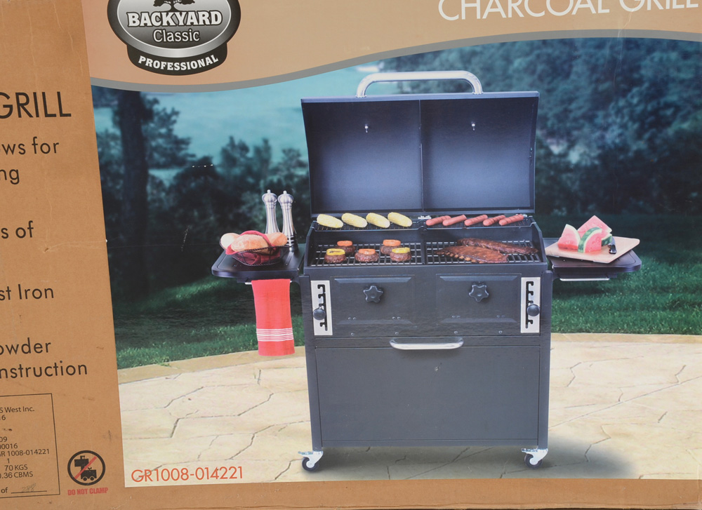 "Backyard Classic Professional" Twin Chamber Charcoal Grill