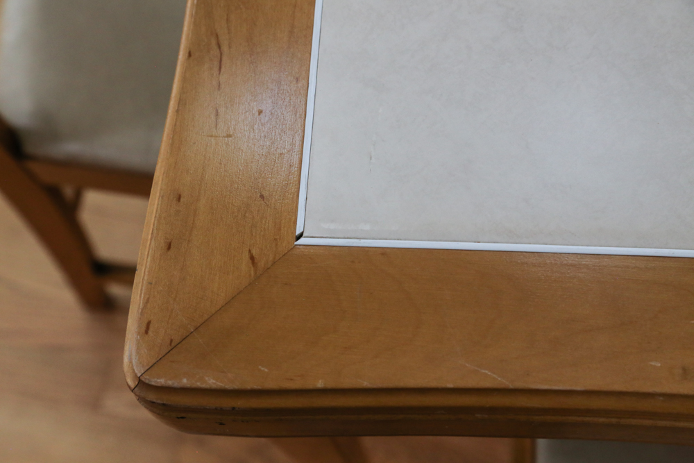 Norquist Products Vintage Folding Table with Four Chairs