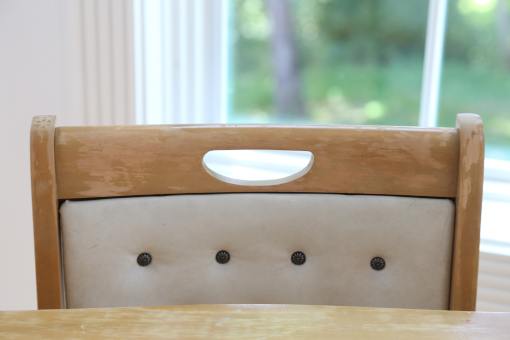 Norquist Products Vintage Folding Table with Four Chairs