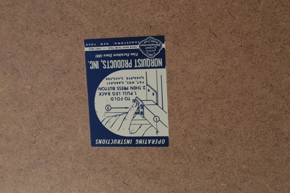 Norquist Products Vintage Folding Table with Four Chairs