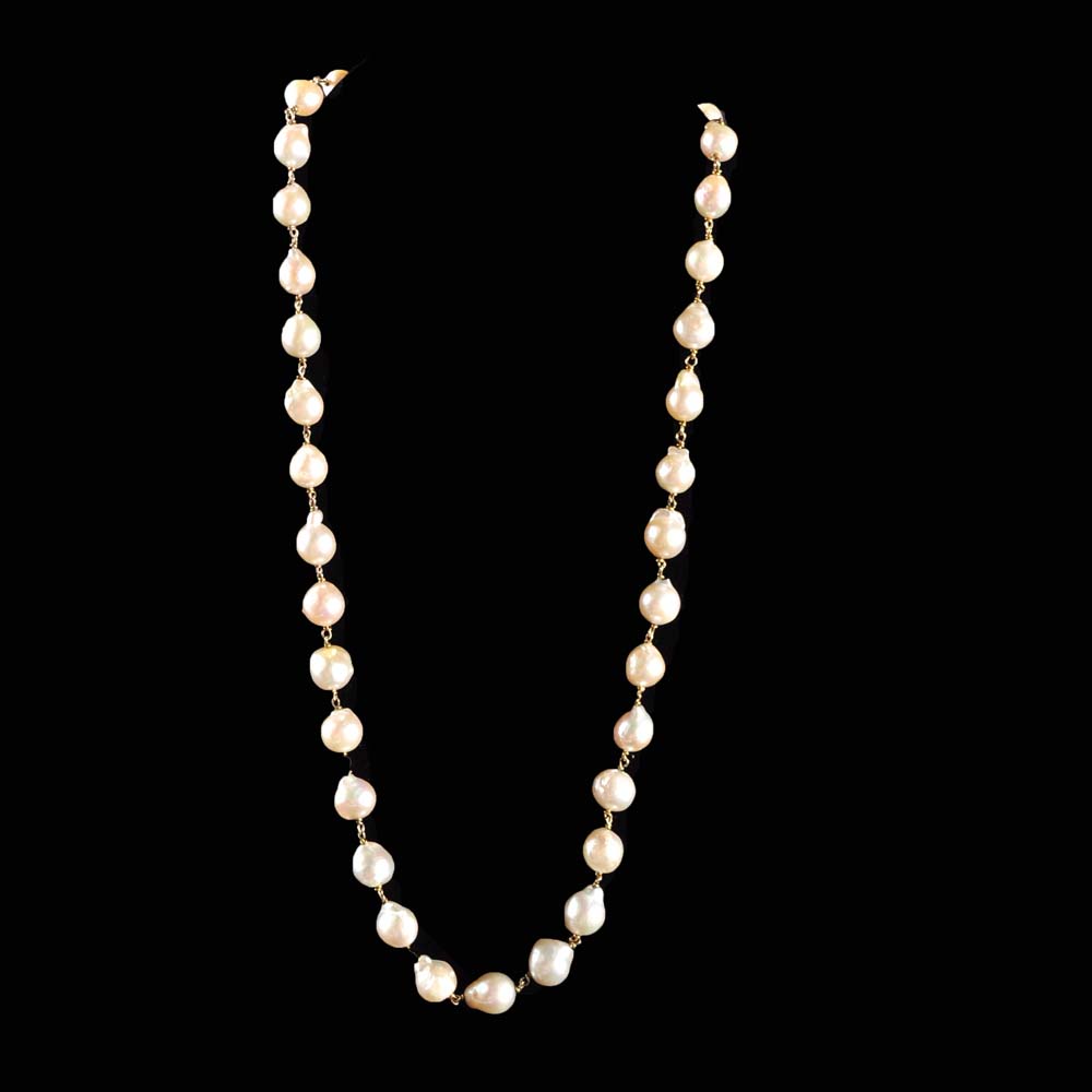 Pearl Necklace with Pendant