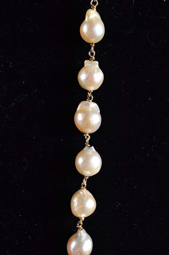Pearl Necklace with Pendant