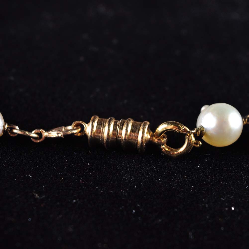Pearl Necklace with Pendant