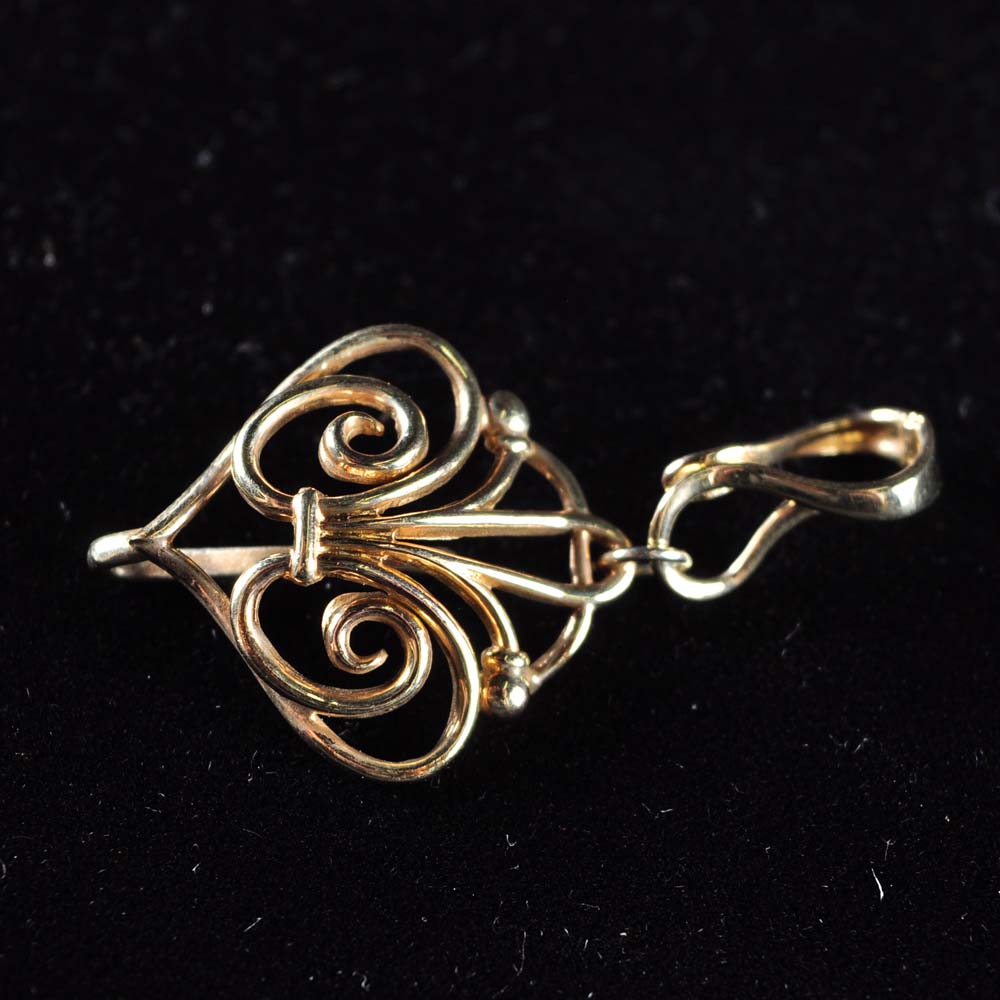 Pearl Necklace with Pendant