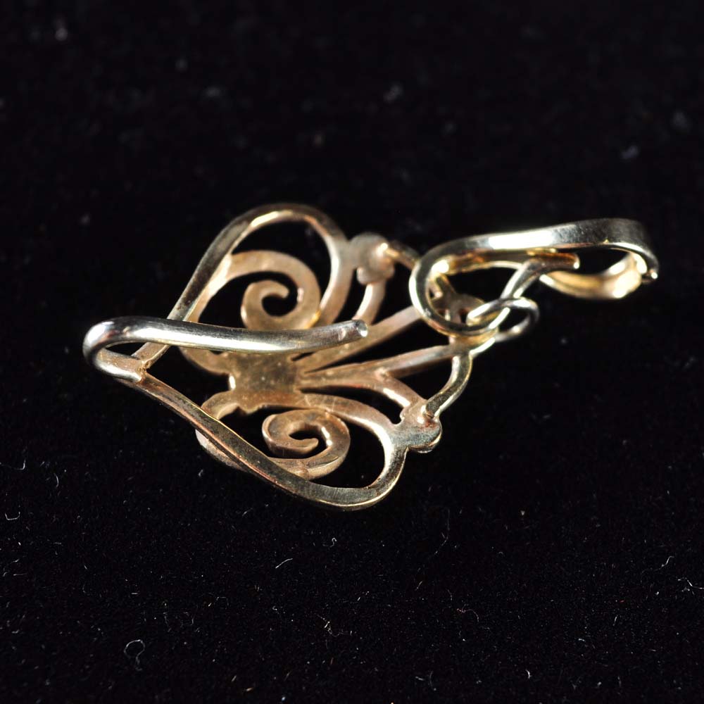 Pearl Necklace with Pendant