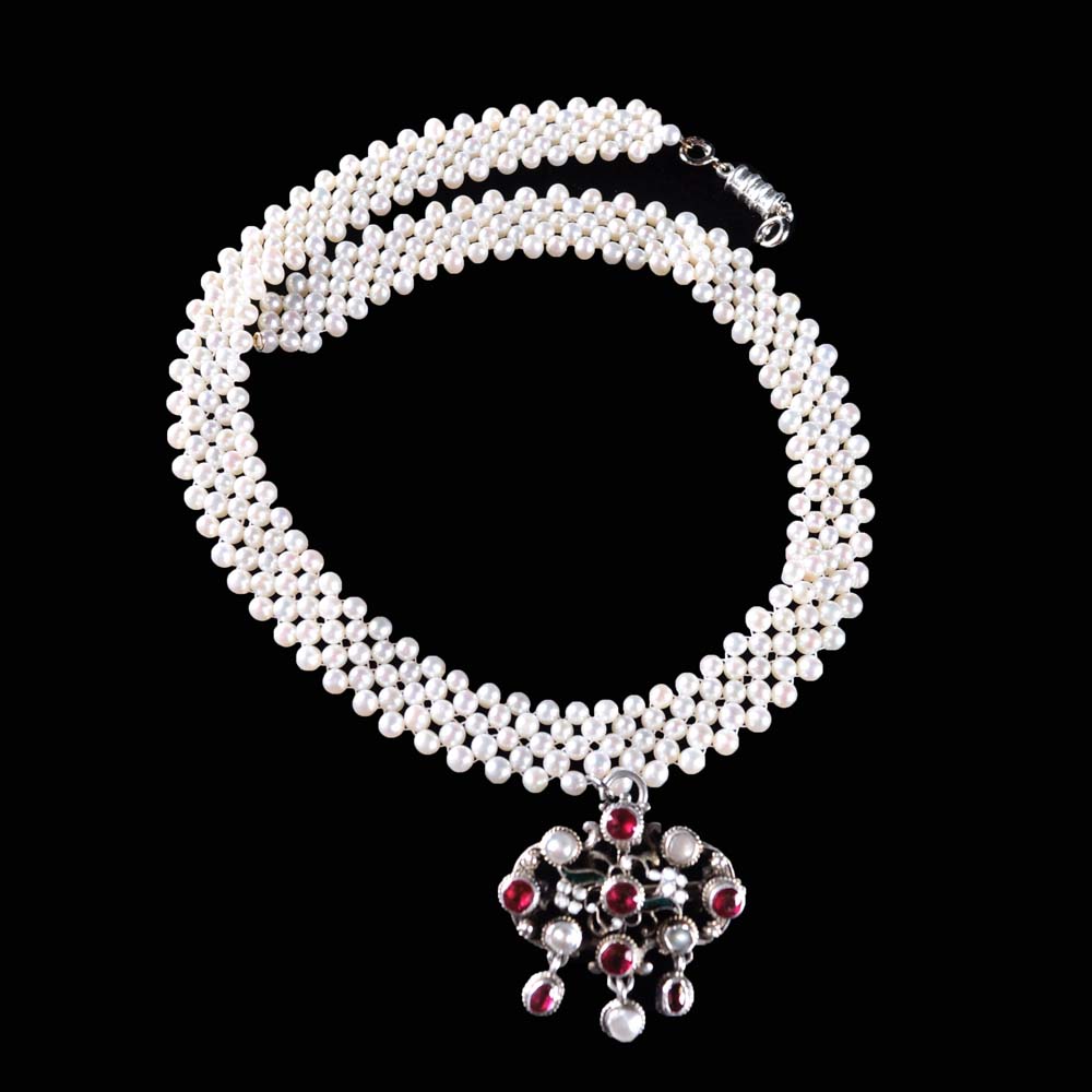 Freshwater Pearl Collar