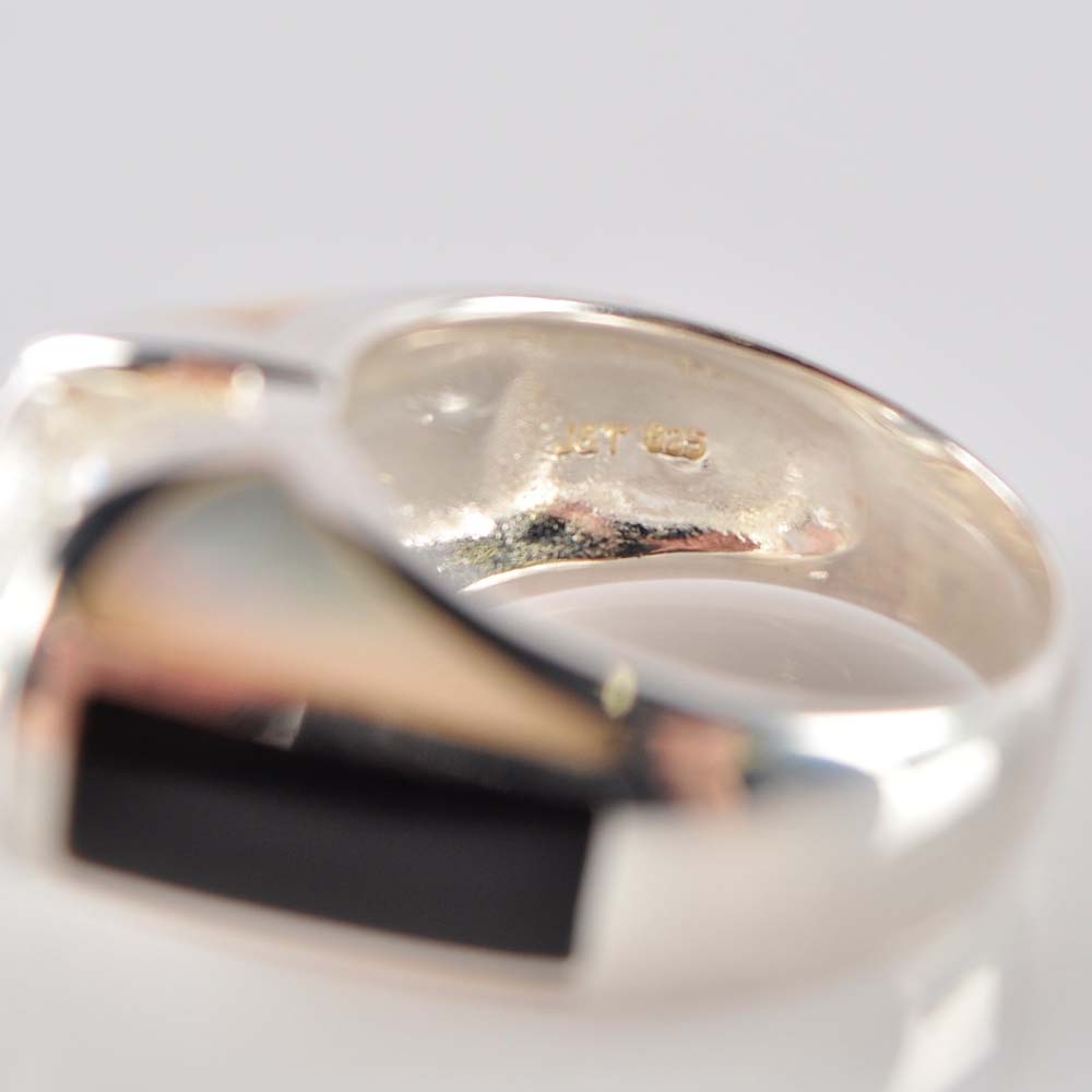 Quartz and Onyx Ring