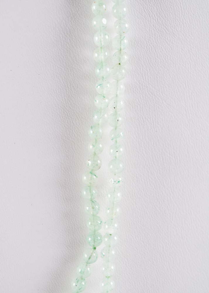 Green Bead Pendant Necklace