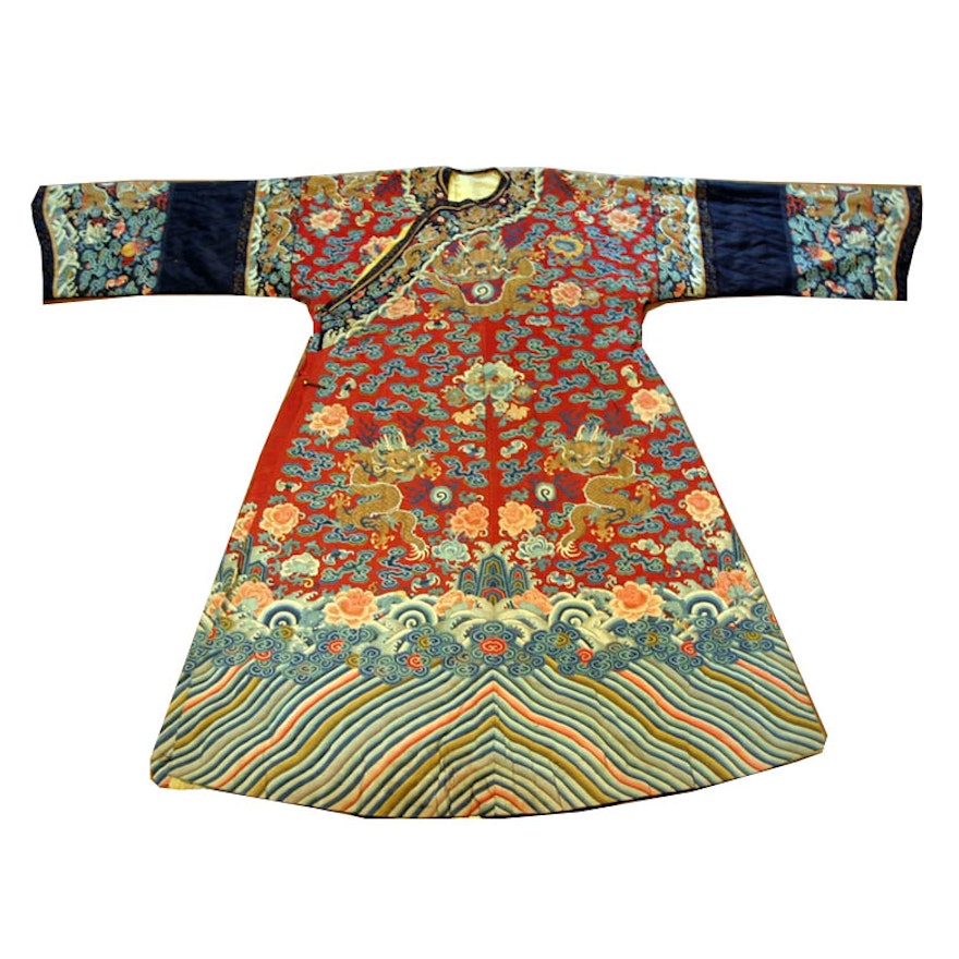 Late Qing Dynasty Court Robe with Dragons