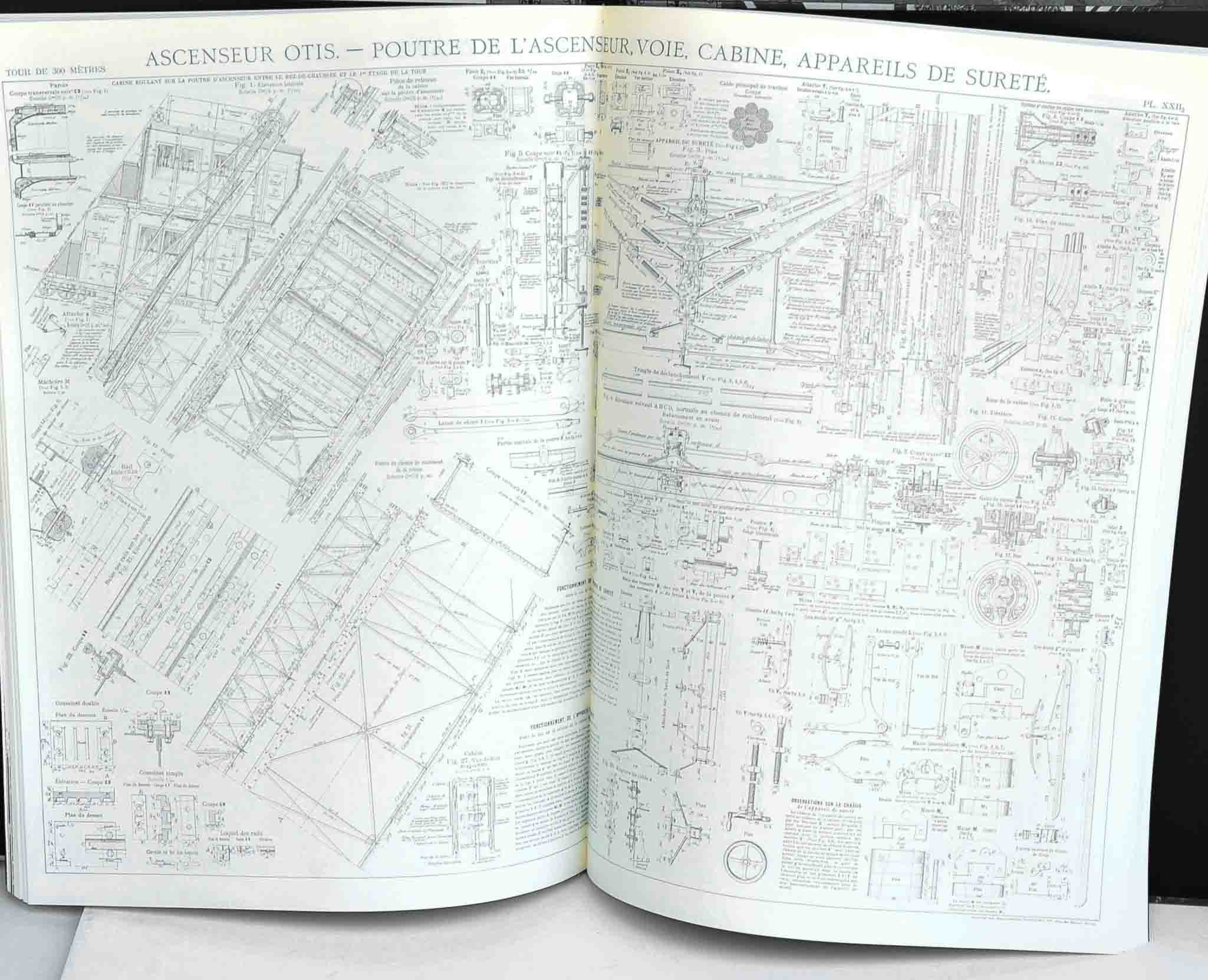 La Tour de 300 Metres Book