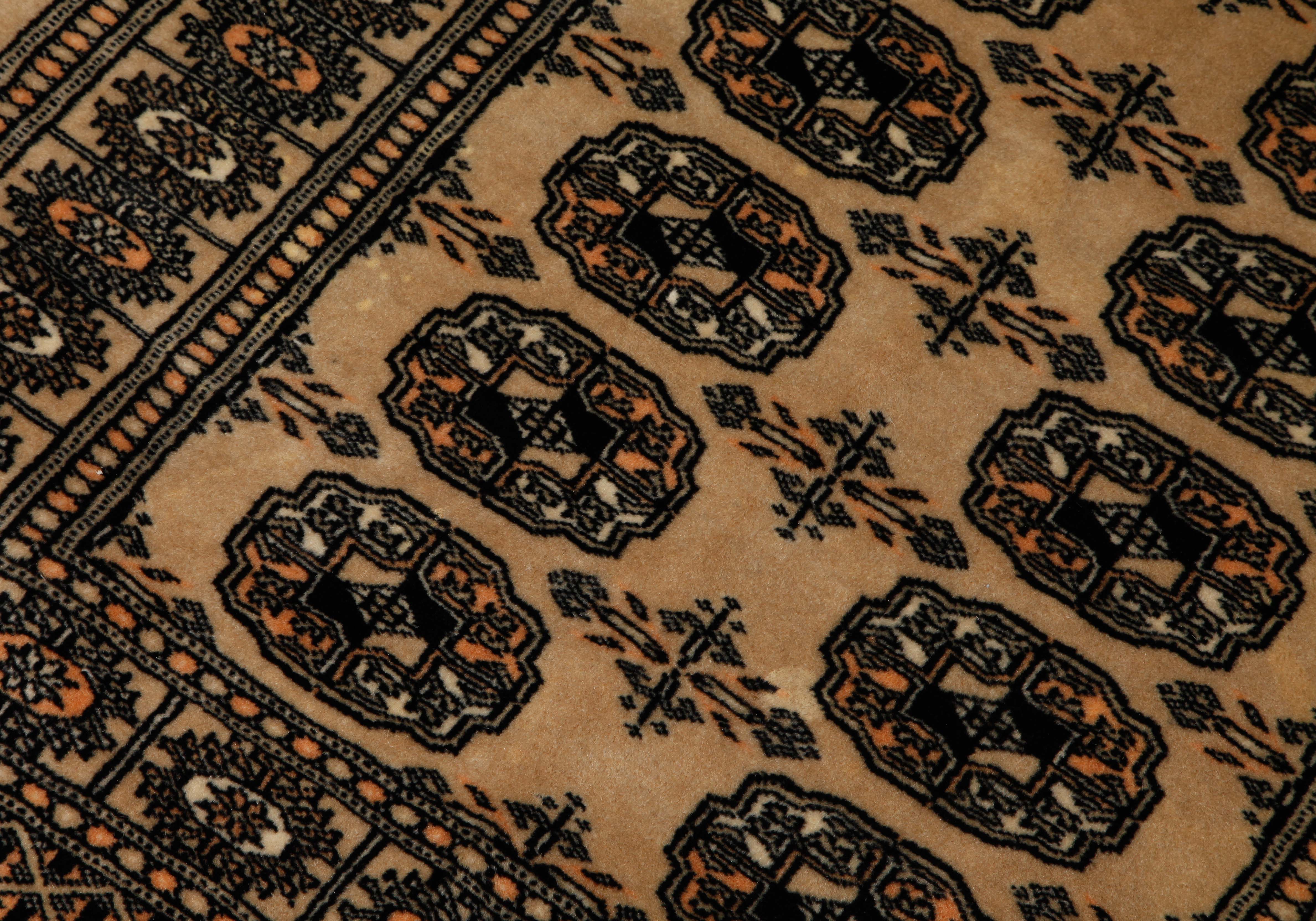 Handwoven Mauri Bokhara Area Rug